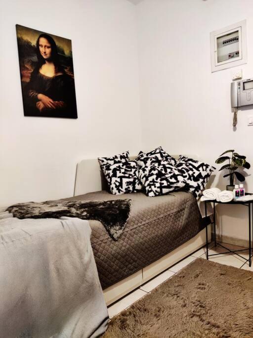 Elegant Central Studio With Balcony & 1 Gbps Fiber Salonic Exterior foto