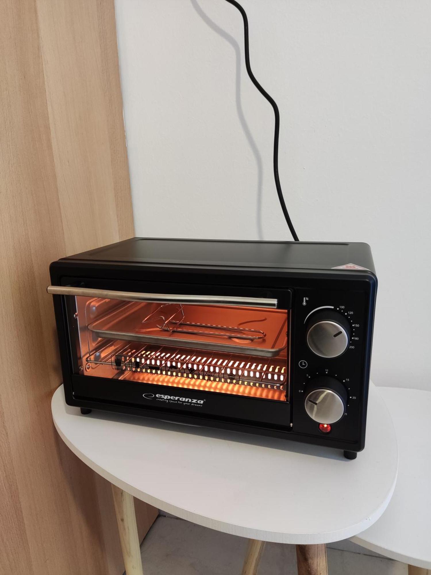 Elegant Central Studio With Balcony & 1 Gbps Fiber Salonic Exterior foto